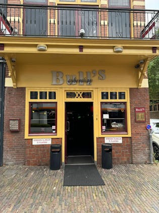 Coffeeshop Cybershop Bulls in Deventer