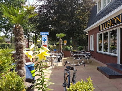 Coffeeshop Illusion in Zuidlaren