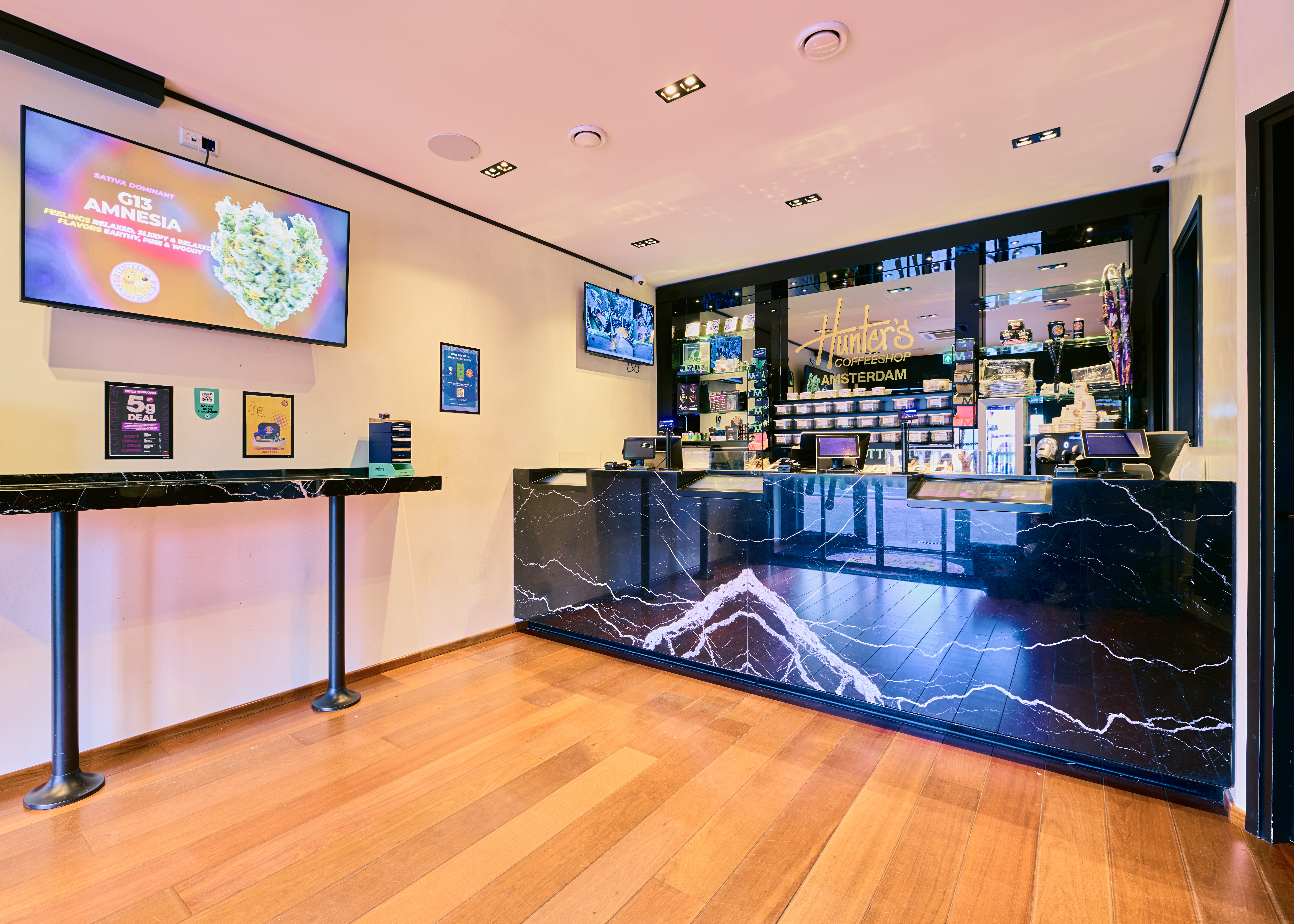 Hunter's Coffeeshop Amsterdam Noord